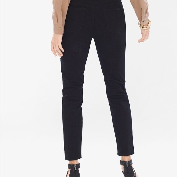 NWT CHICO’S So Slimming Leopard Embellished Girlfriend Ankle Jeans SZ 1.5/10 - Picture 5 of 8